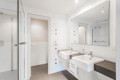 Three-Bedroom Executive Apartment with Ocean View - Ocean 2