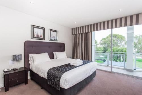 Three-Bedroom Executive Apartment with Ocean View - Ocean 2