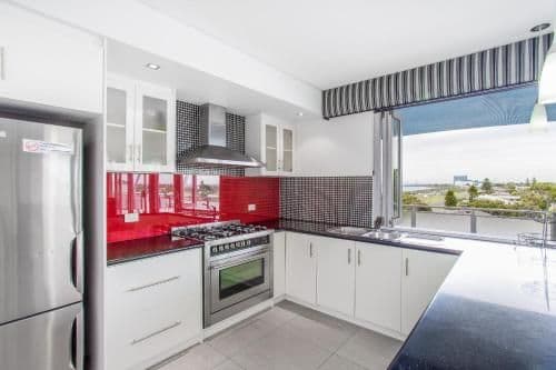 Three-Bedroom Executive Apartment with Ocean View - Ocean 2
