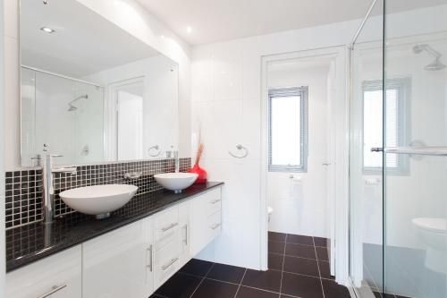 Spinnakers by Rockingham Apartments1
