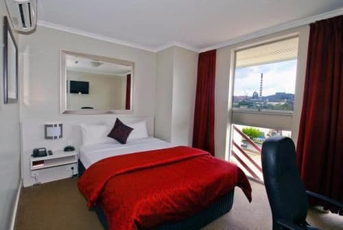 Isa Deluxe Room