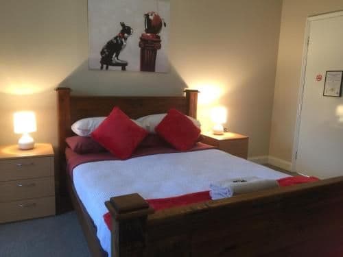 Deluxe Queen Room - Disability Access