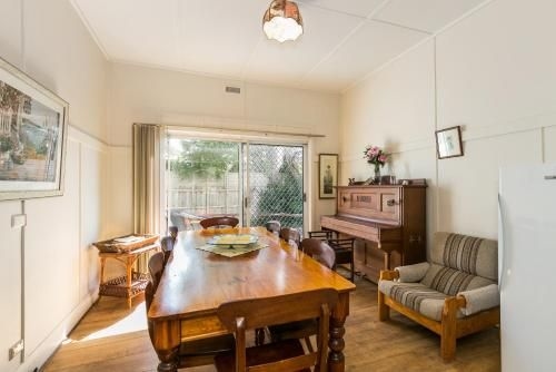 Torquay Retreats - ThirtyOne Pride3