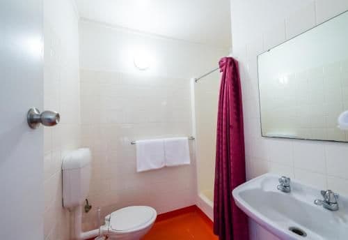 Double Room with Private Bathroom - Tim Shea