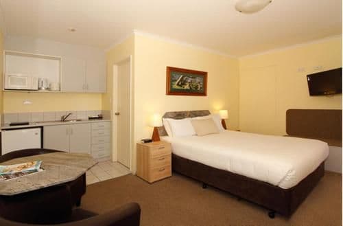 Queen Room with Kitchenette