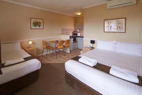 Triple Room with Kitchenette