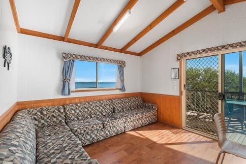 Bungalow with Sea View