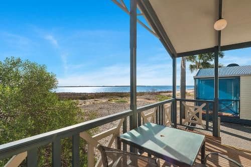 Bungalow with Sea View
