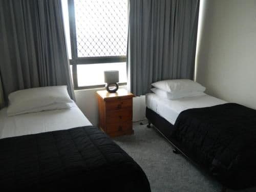 Deluxe Two-Bedroom Apartment with Ocean View