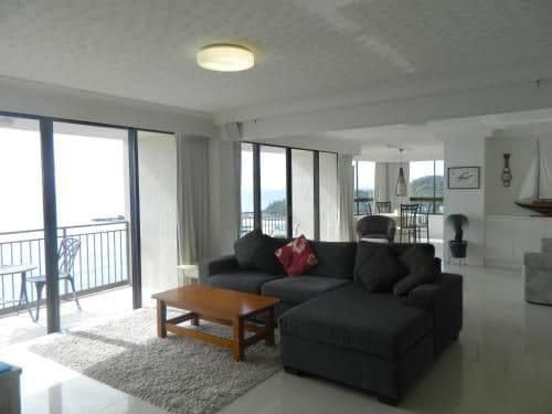 Superior Three-Bedroom Apartment with Ocean View