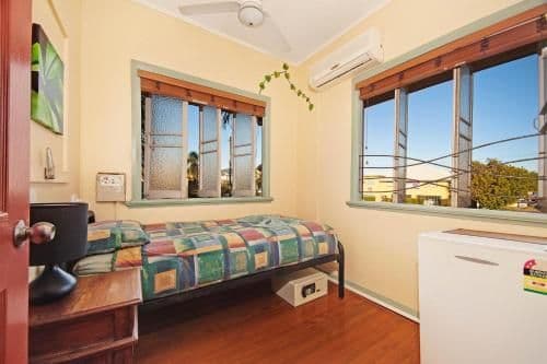 Standard Single Room with Shared Bathroom
