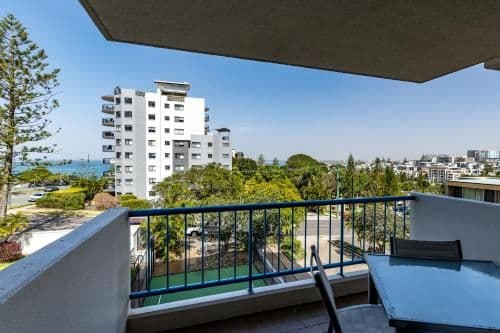 Three Bedroom Apartment Ocean Views Lower Level