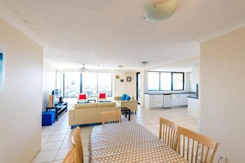 Three Bedroom Apartment - Northern Ocean View