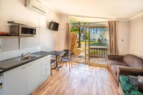Superior Studio Cabin