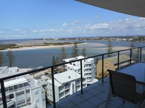 Three-Bedroom Apartment with Premium Ocean View