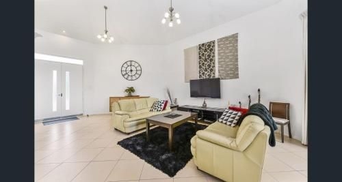 Merlot Verdelho Townhouses2