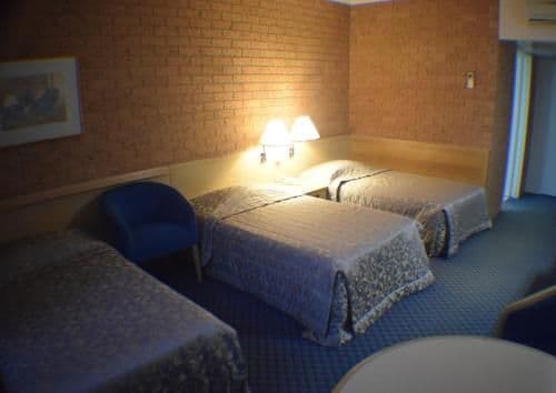 Deluxe Family Room
