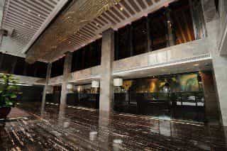โรงแรมลา แปร์ล อินเตอร์เนชั่นแนล โรงแรมลา แปร์ล อินเตอร์เนชั่นแนล