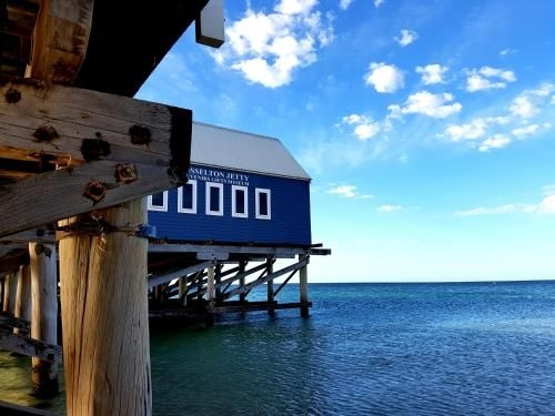 Busselton Jetty Chalets4