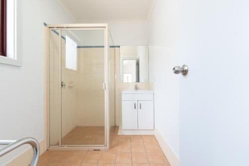 Villa - Sleeps 4