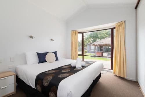 Villa - Sleeps 4