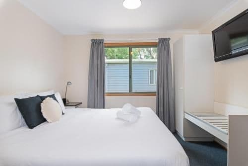 Spa Cabin