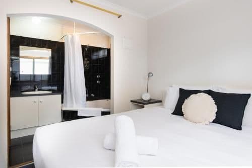 Spa Cabin