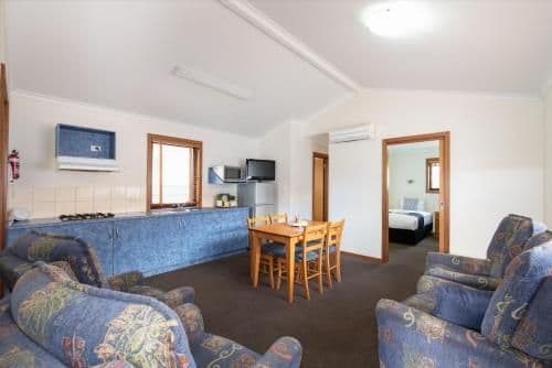 Villa - Sleeps 4