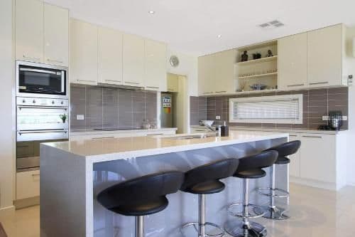 Five-Bedroom Apartment