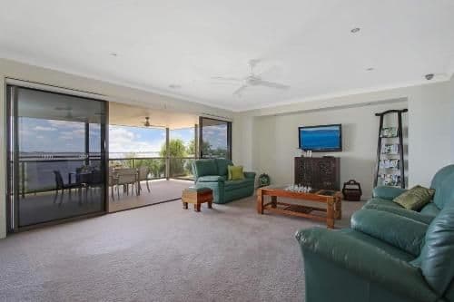 Five-Bedroom Apartment