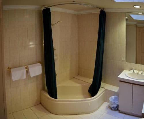 Five-Bedroom Apartment - Apartment 143