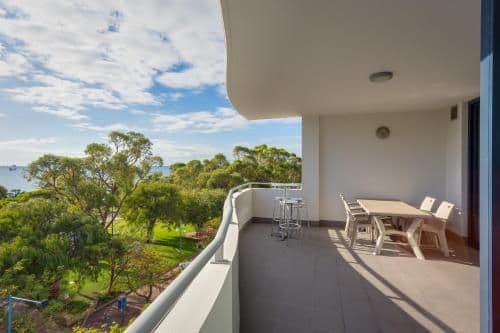 Three-Bedroom Premier Apartment with Ocean View - Ocean 2