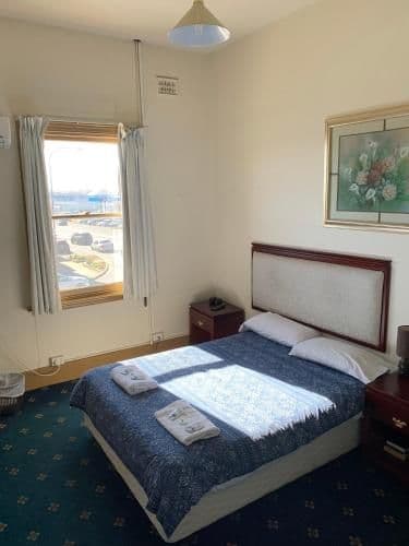 Budget Double Room with Shared Bathroom