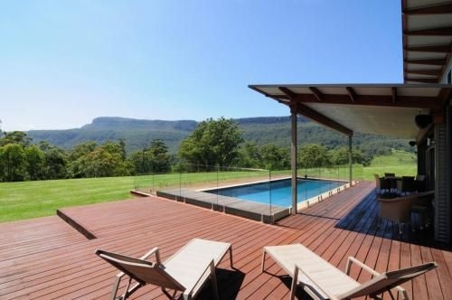 Bottlebrush Lodge - Great views and a pool4