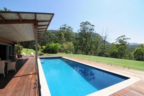Bottlebrush Lodge - Great views and a pool3