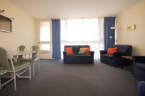 One-Bedroom Apartment (3 Adults)