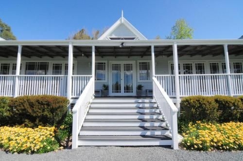 Rivermist - Luxury 6 bedrooms & 6 bathrooms3