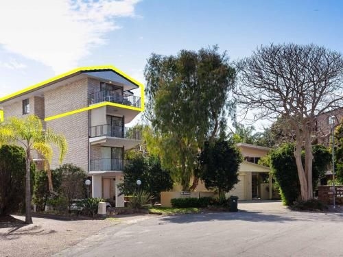 3 'ENDEAVOUR', 13 ONDINE CL - LARGE THREE BEDROOM UNIT WITH FILTERED WATER VIEWS (3 'Endeavour', 13 Ondine CL - Large Three Bedroom Unit With Filtered Water Views)3