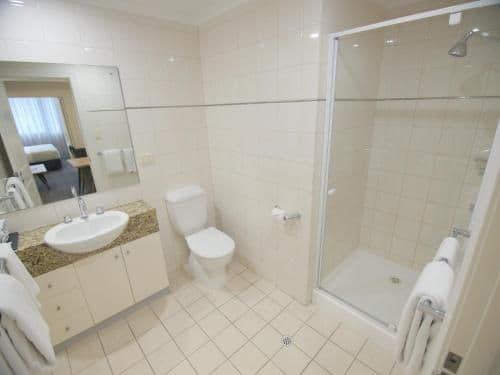 One Bedroom King Suite - Non Smoking