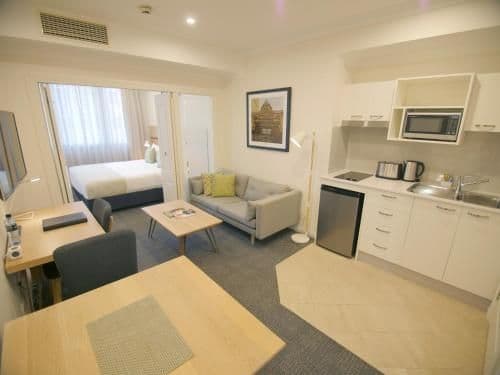 One Bedroom King Suite - Non Smoking