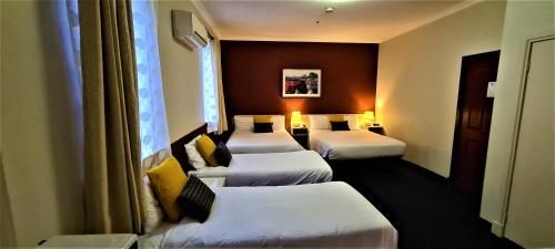 Brunswick Tower Hotel3