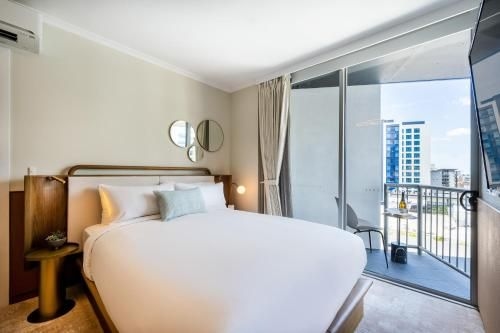 Mantra Terrace Hotel0