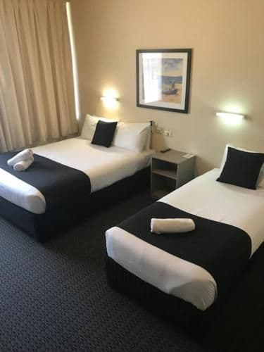 Deluxe Queen Room