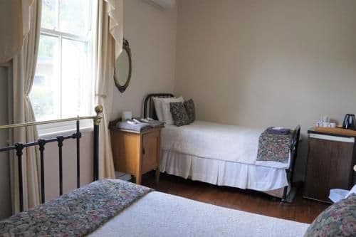 Twin Room with Shared Bathroom
