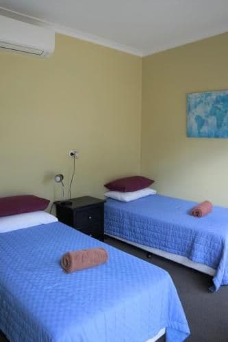 Twin Room with Private En Suite Bathroom