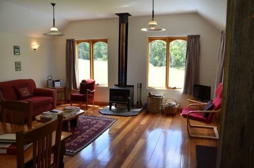 Two-Bedroom Cottage - The Wine Loft