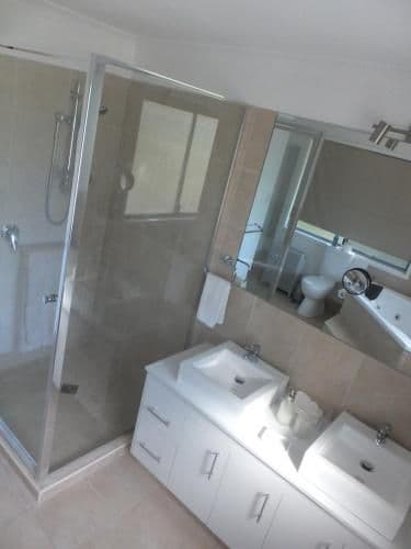 Queen Room with Spa Bath - Brighton