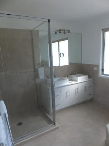 Queen Room with Spa Bath - Brighton