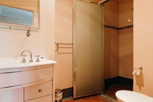 King Room with Private Bathroom