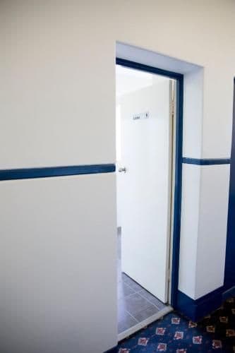 Standard Twin Room with Shared Bathroom